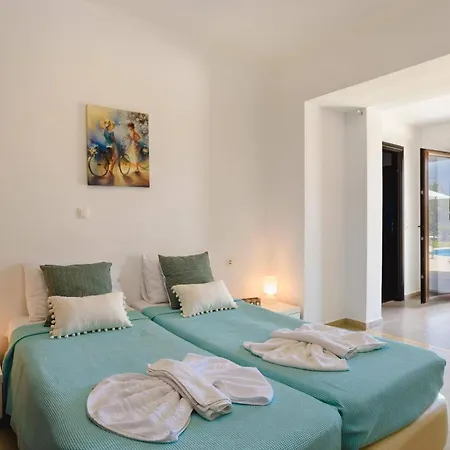 Villa Despina By *